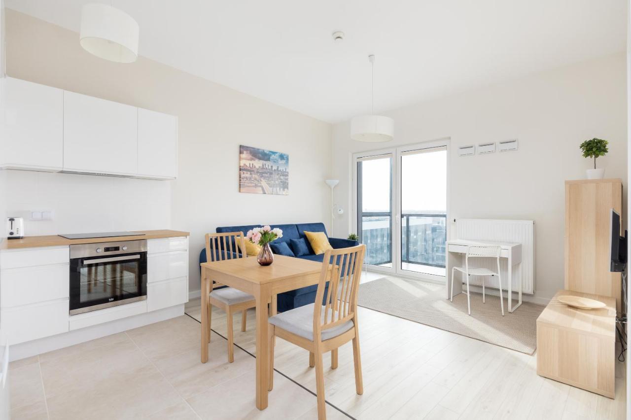 Wola Chic Blue Apartment Warschau